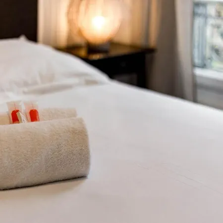 The Charming, Comfortable Charlemagne Ail Apartment Lyon