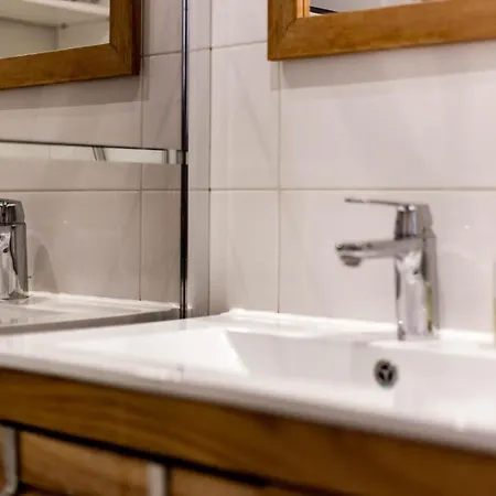 The Charming, Comfortable Charlemagne Ail Apartment